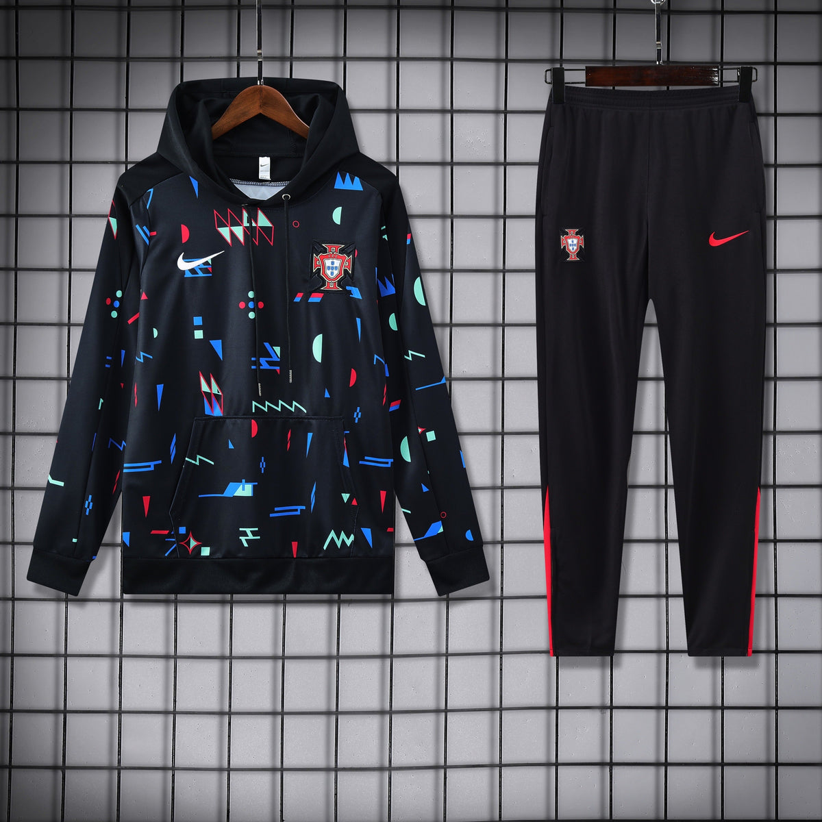 Nike Portugal Football Hoodie Set